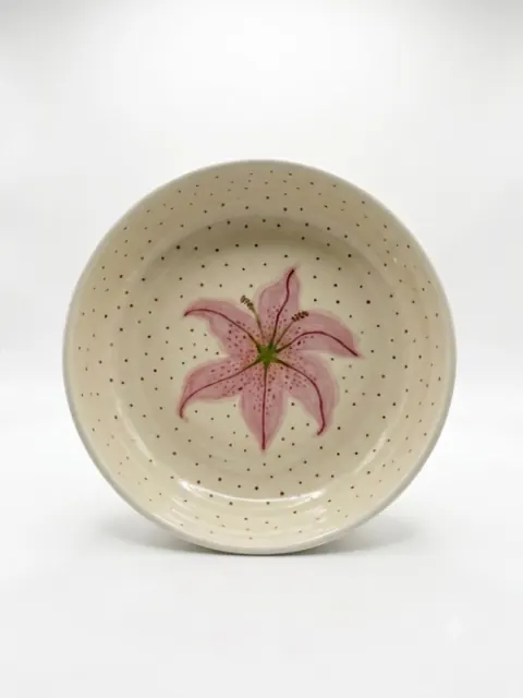 Krínos polka-dot lily ceramic soup plate