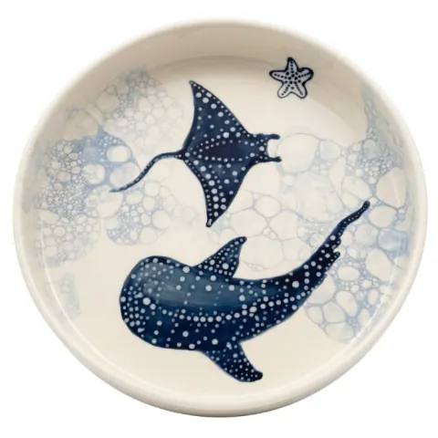 Thálassa hand-painted whale shark and stingray ceramic serving bowl
